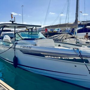 2 Horas hasta 6 personas en Barco exclusivo con Capitán + Picoteo y Bebidas
