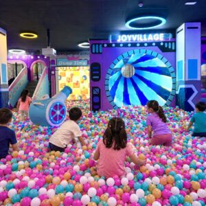 Acceso al Parque infantil durante 1 Hora + Calcetines + Botella de Agua en VR Zone