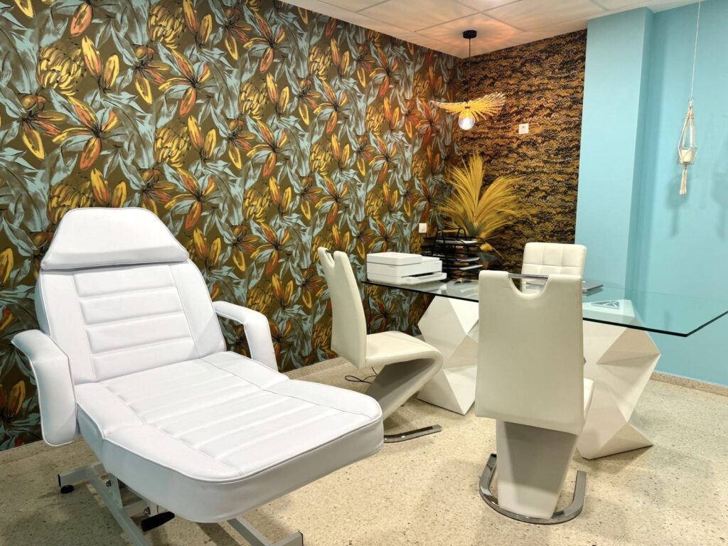 319a03fa-dd65-479b-96d2-0e54ab7801f1