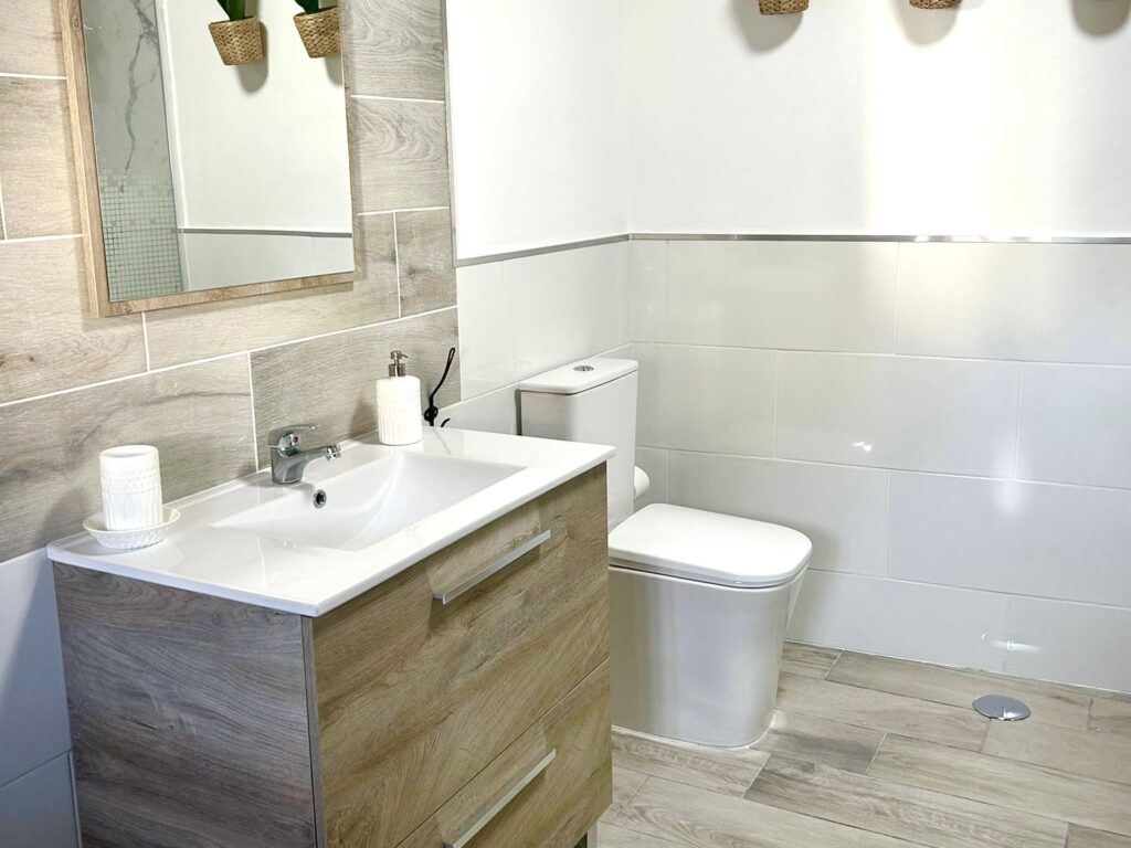 3b3f19e5-031d-42ec-8e54-ee28ba588f08