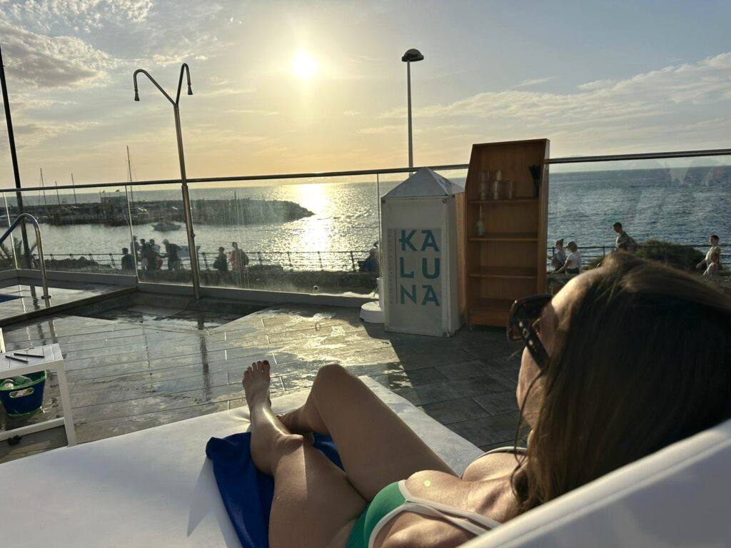 555b5544-36d4-4f6f-acb4-c7dfde0c2528