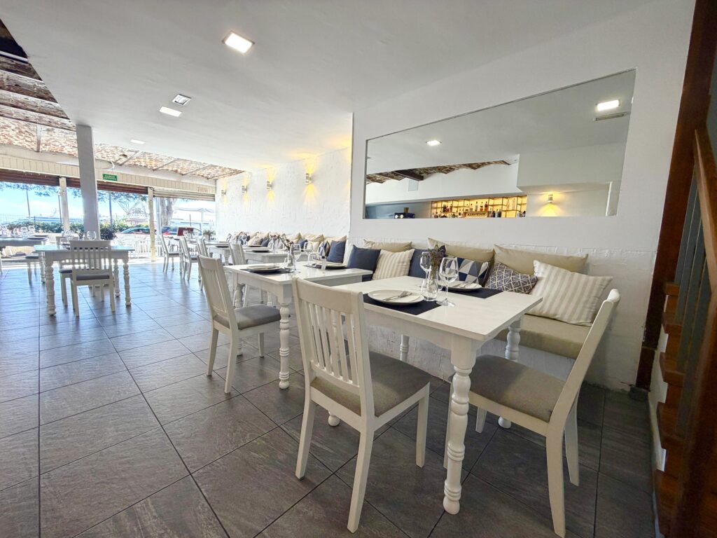 8d6250e6-c5ea-453c-80e8-5853f7e24a38