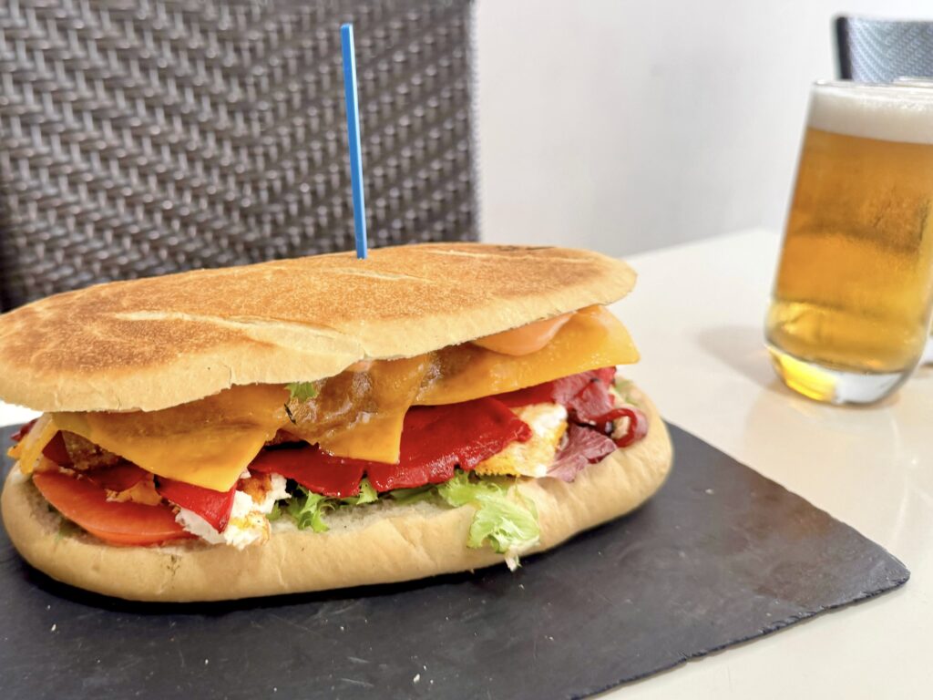 B5A66B70-D3AB-4A1D-AE3B-92AF166D3884