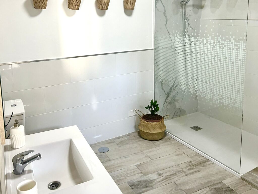 ae636f5e-ea2e-45da-bbdf-44afcf846445