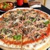 Menú de Pizza Familiar de 50cm para 2 + Lasaña + Postre + 2 Bebidas