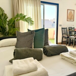 Estancia de 2 noches para hasta 4 personas + Pack de Bienvenida