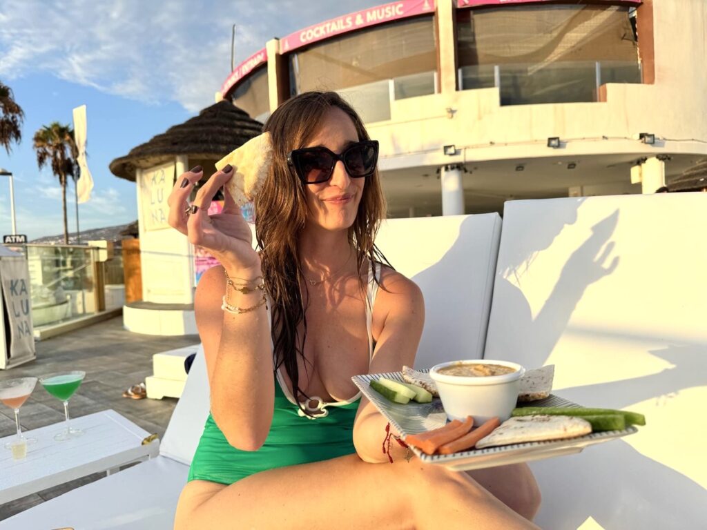 ef978b00-e93b-4270-b77c-98d33775e5aa