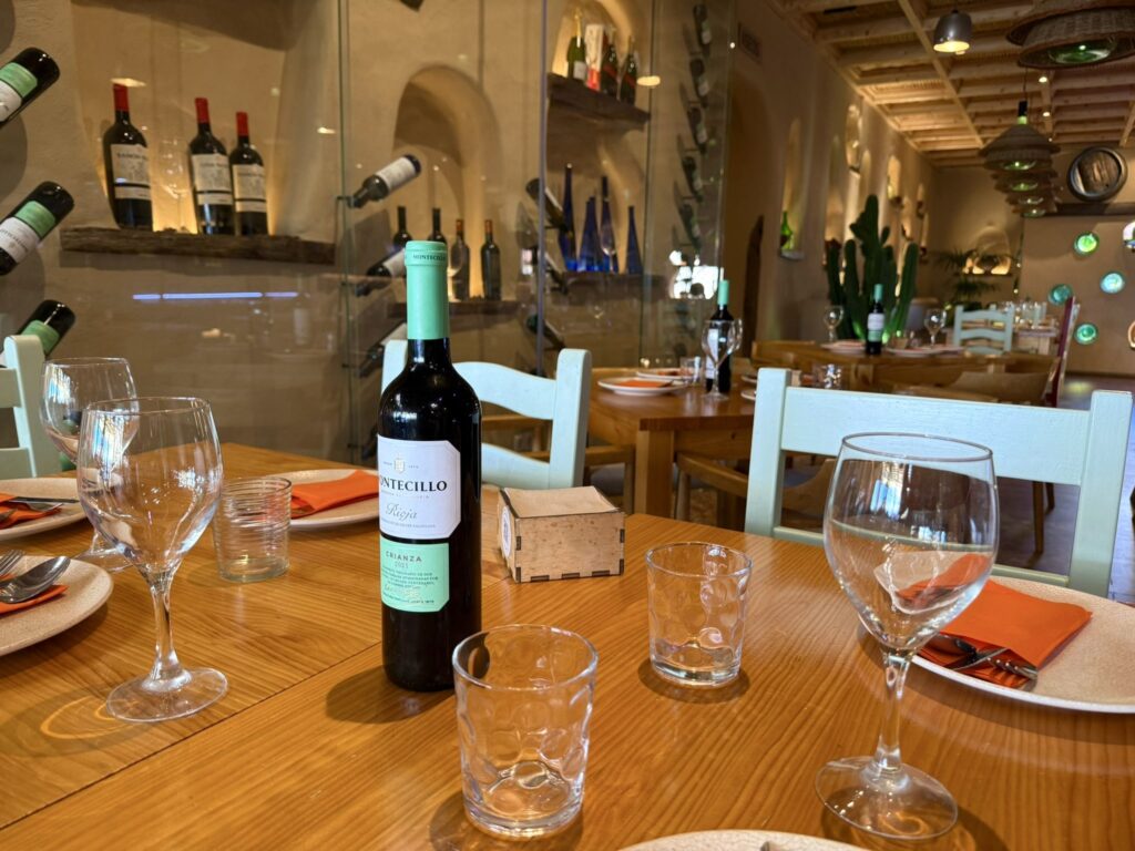 1560c352-21c7-456d-94dd-2a6c24680c07