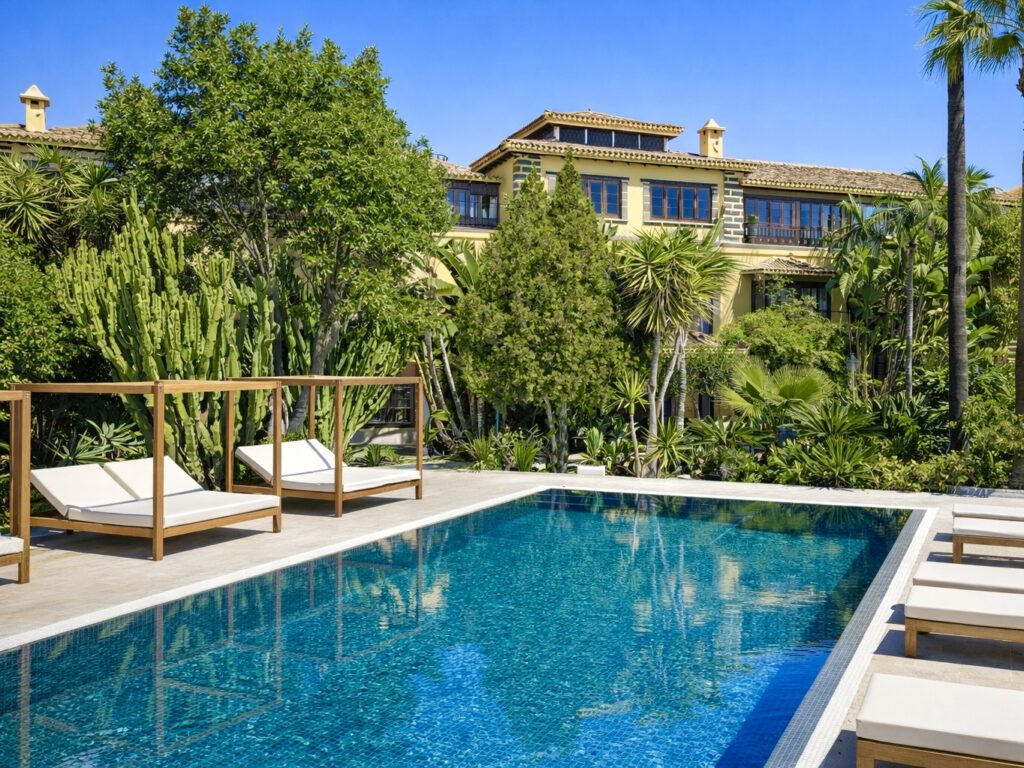 79DB4EF1-F0FB-455B-8193-5094F7A97907