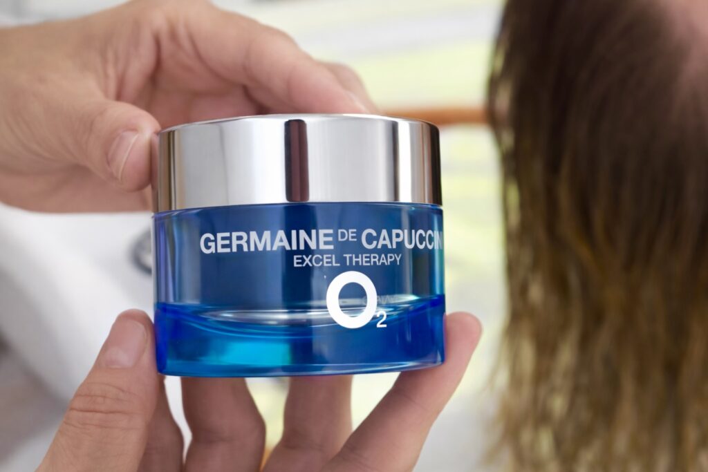 800F37E5-11CC-46FF-9F6F-B79B4E4C1684