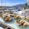 Mini Arepas ILIMITADAS para 2 personas + 2 Bebidas a elegir + 2 Barraquitos frente al Mar en Radazul